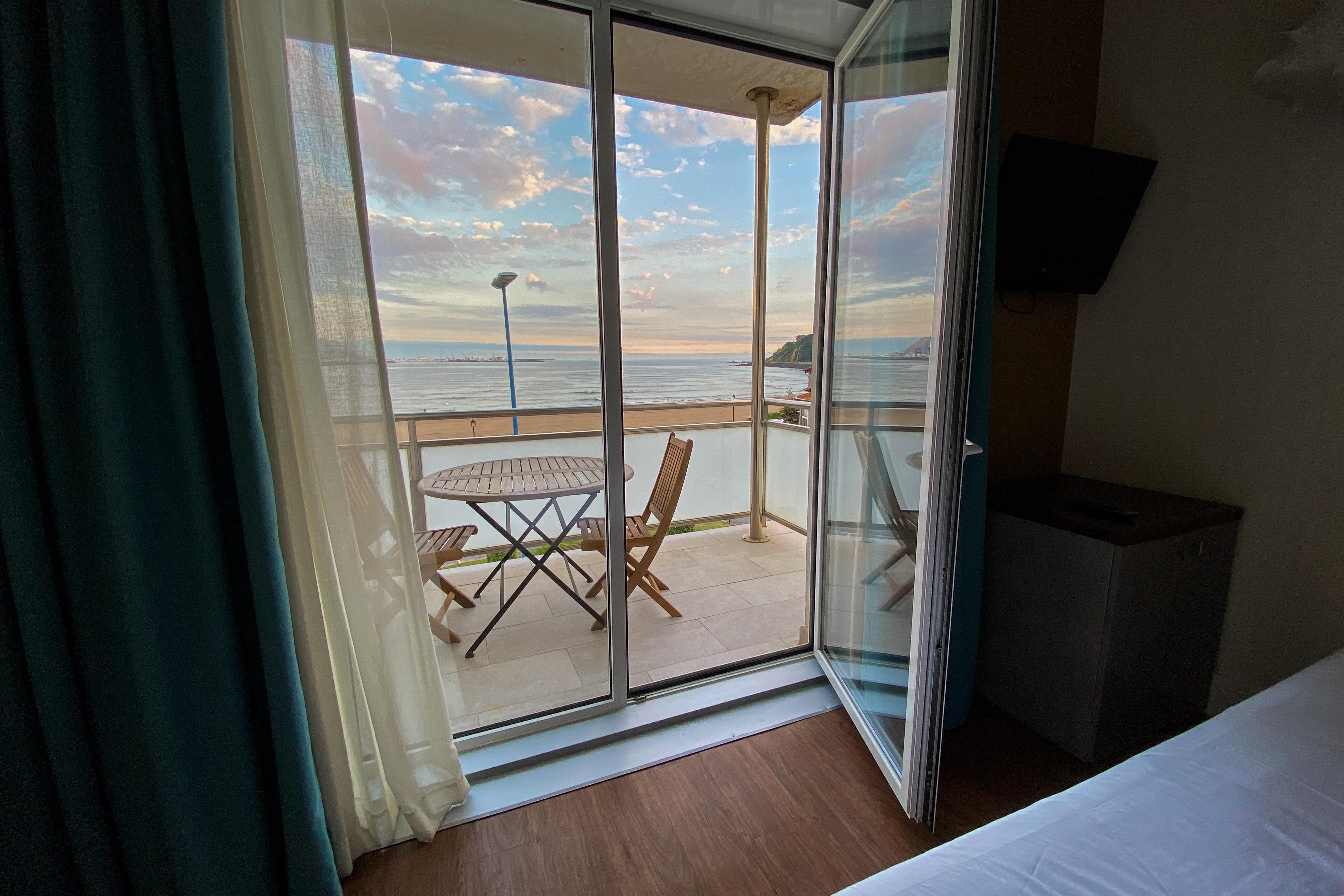 Petit Palace Tamarises Getxo Bagian luar foto